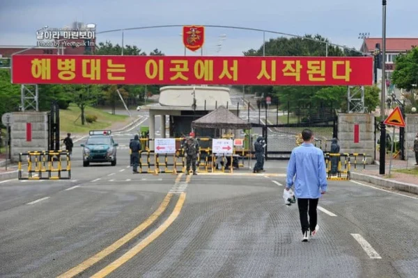 해병대 신병 교육과정, 빨간 명찰까지의 여정 무적 해병의 시작, 교육훈련단